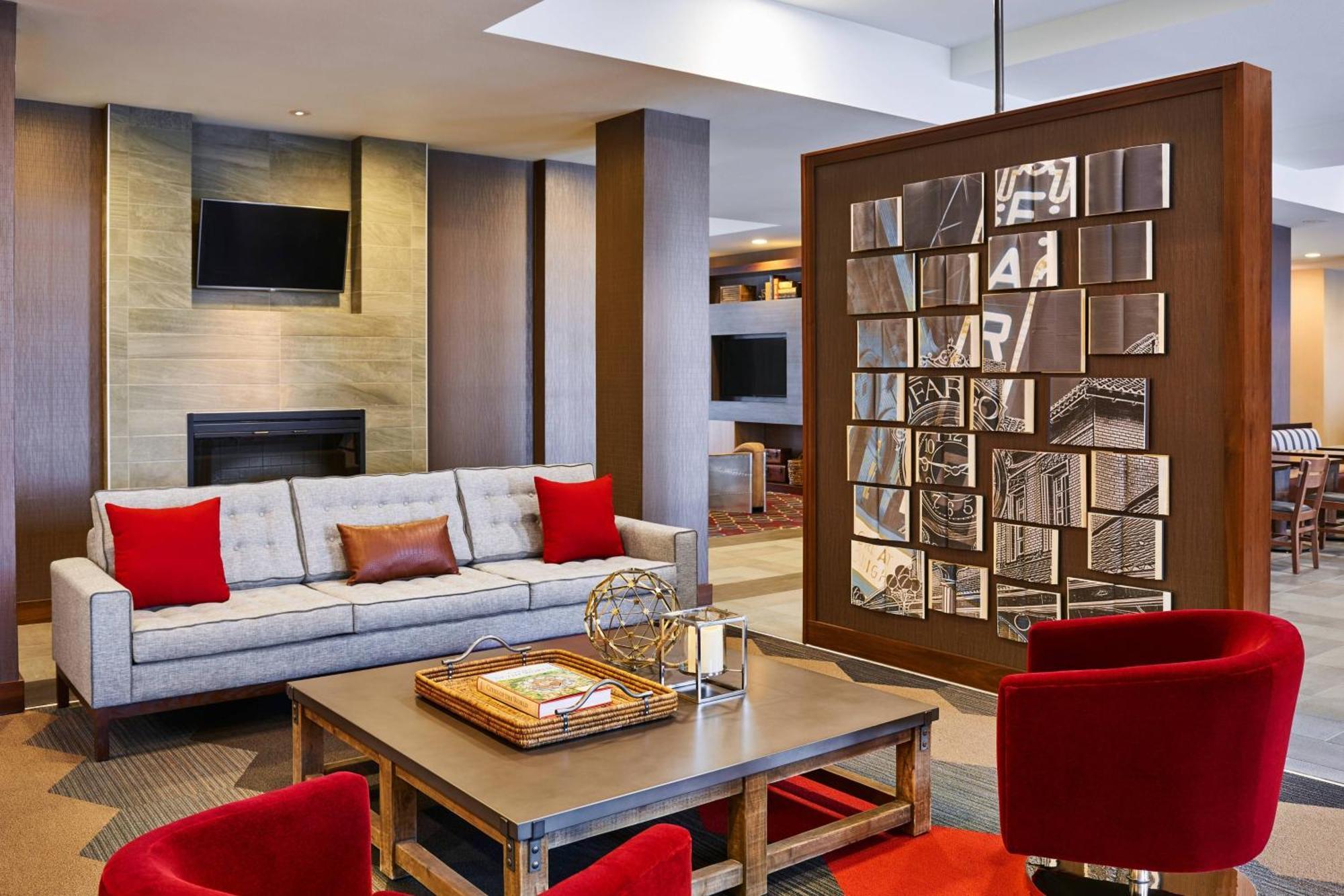 โฟร์ พอยต์ บาย เชอราตัน ฟาร์โก เมดิคัลเซ็นเตอร์ Hotel ภายนอก รูปภาพ