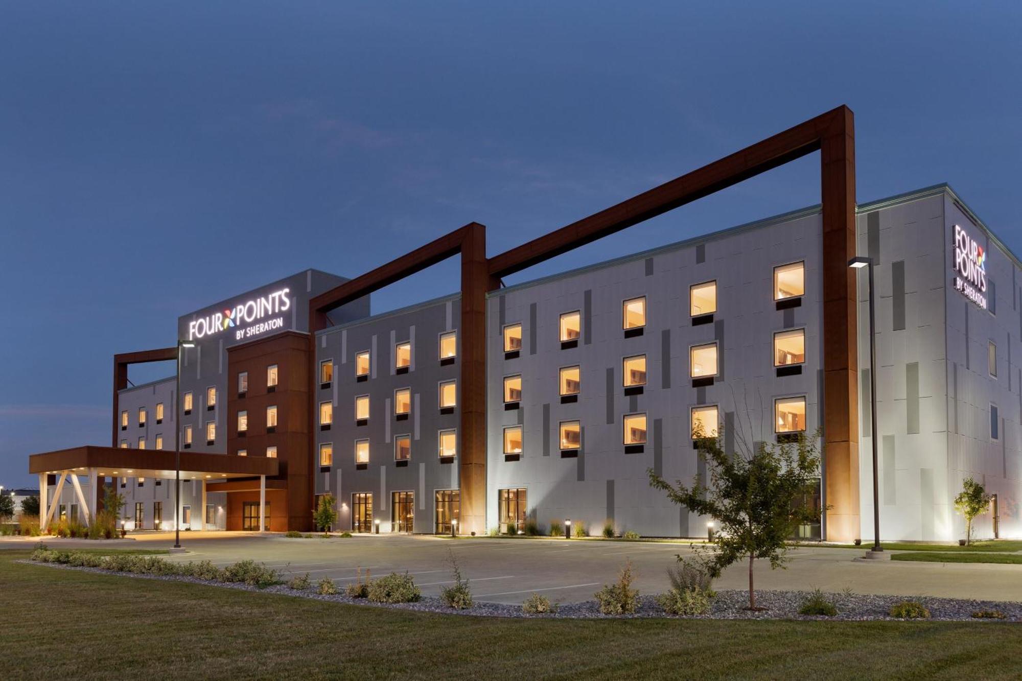 โฟร์ พอยต์ บาย เชอราตัน ฟาร์โก เมดิคัลเซ็นเตอร์ Hotel ภายนอก รูปภาพ
