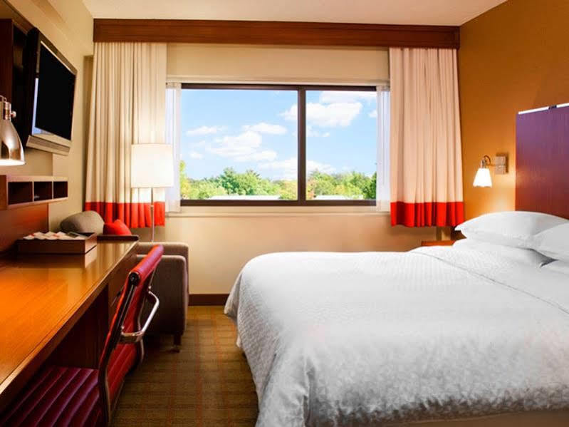 โฟร์ พอยต์ บาย เชอราตัน ฟาร์โก เมดิคัลเซ็นเตอร์ Hotel ภายนอก รูปภาพ